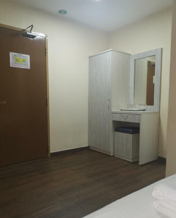 Yeob Bay Ampang Love hotel *